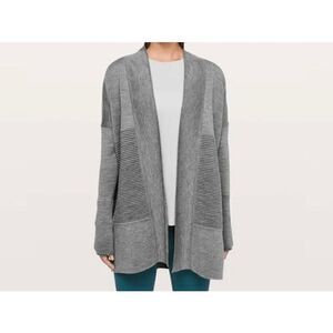 Lululemon Sit In Lotus Wrap II Heathered Medium Grey